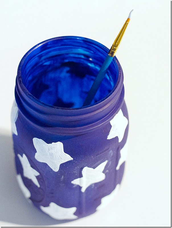 mason-jar-flags-red-white-blue-how-to-4