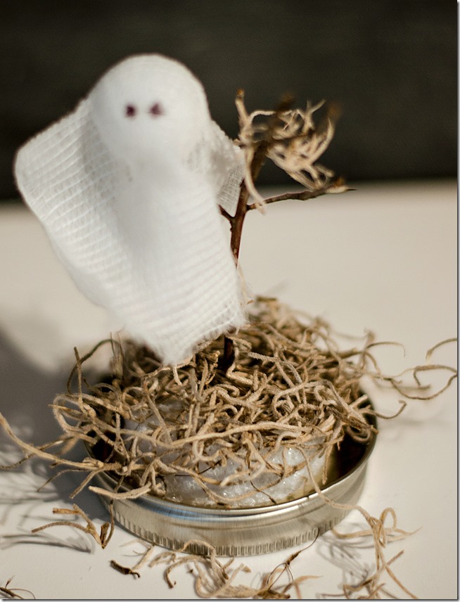 Halloween-craft-ghosts-in-ball-mason-jars-17