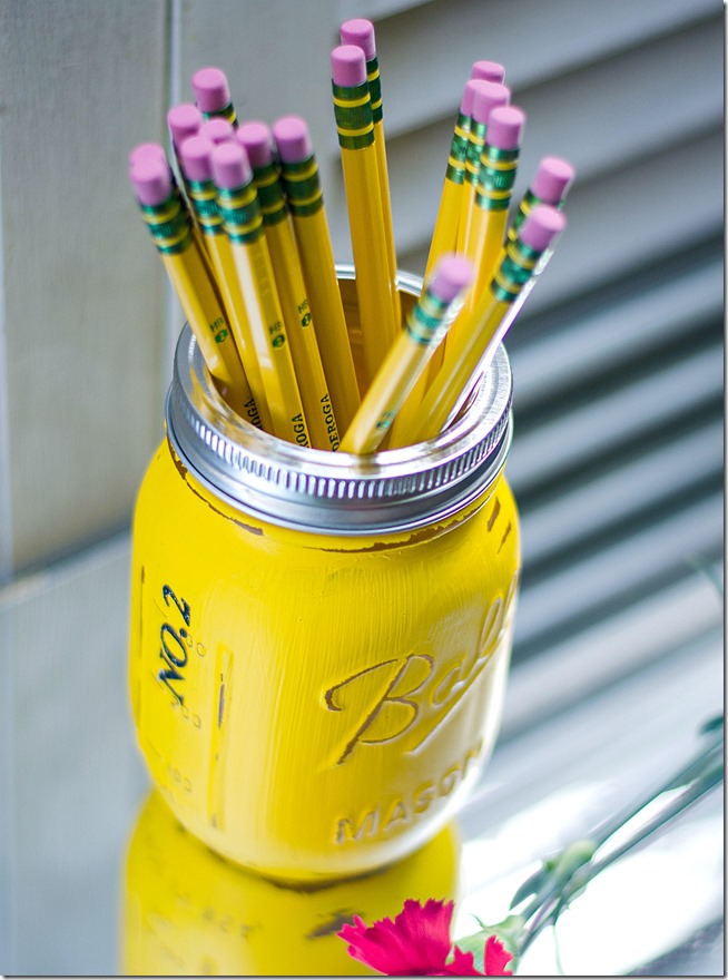 Teacher-Gift-Pencil-Holder-Mason-Jars-18