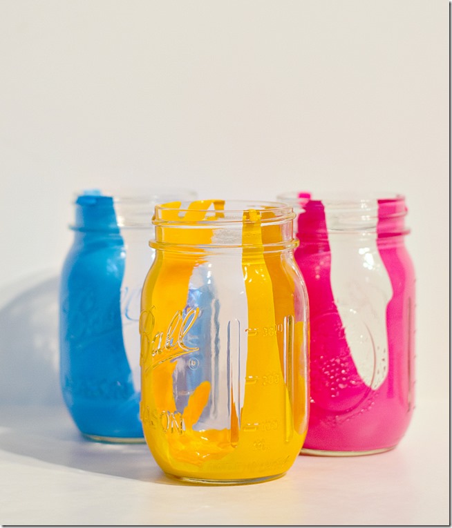 anthropologie-paint-drip-mason-jars-how-to-make-6