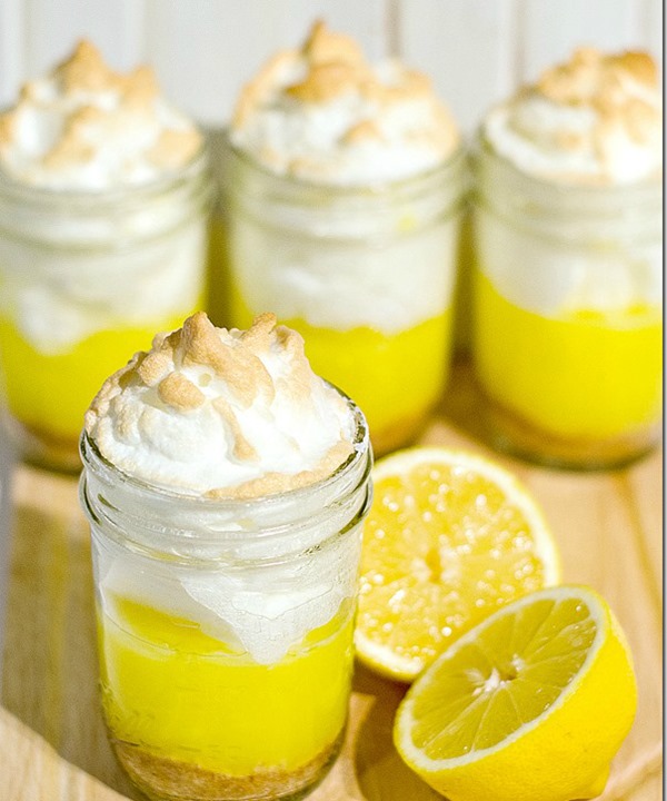 mason-jar-lemon-meringue-pie-2_thumb