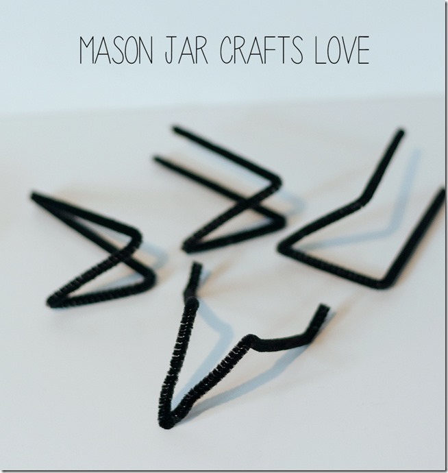 spider-mason-jar-halloween-craft-18