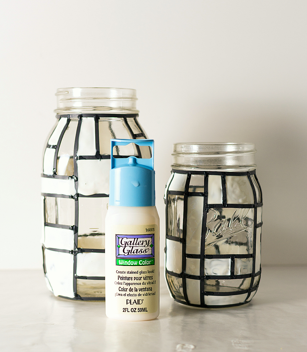 mason jar crafts: Mondrian mason jar tutorial