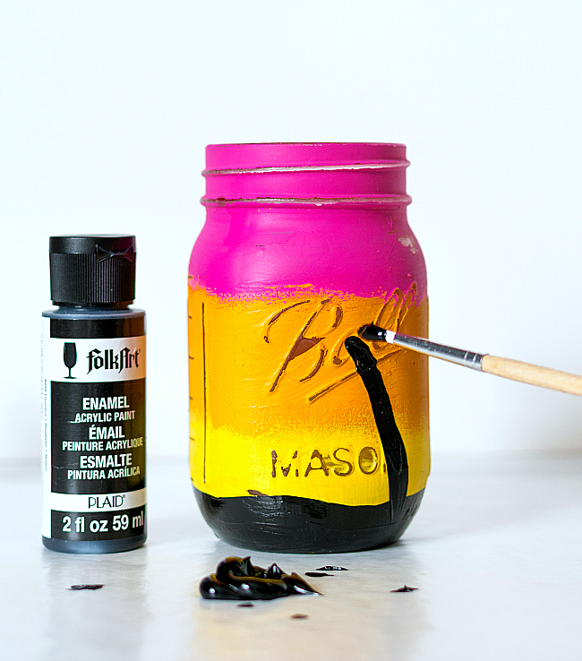 Mason Jar Crafts: Painted & Distressed Sunset Mason Jars