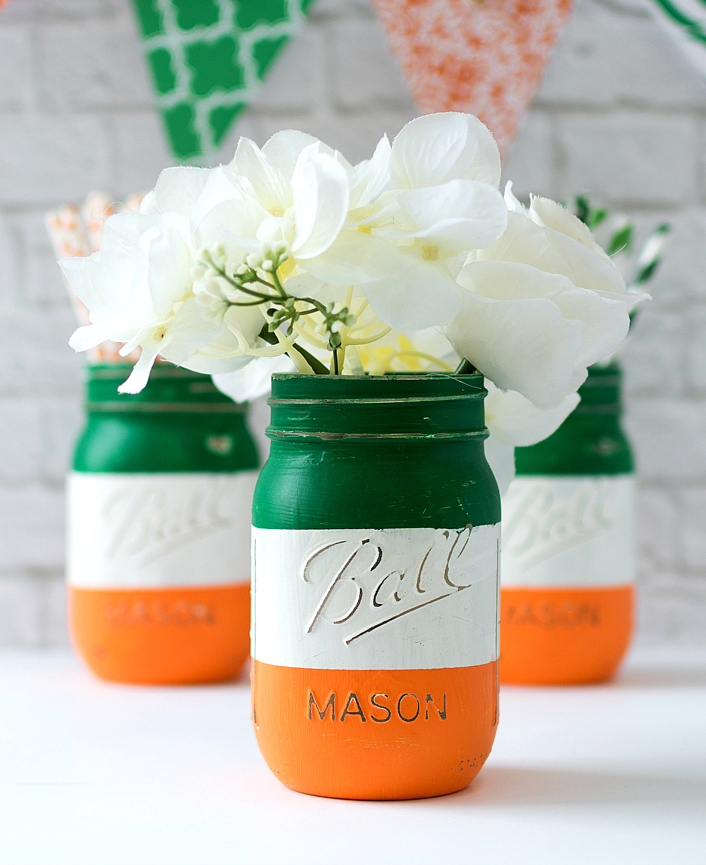 Mason Jar Craft Ideas for St Patrick's Day