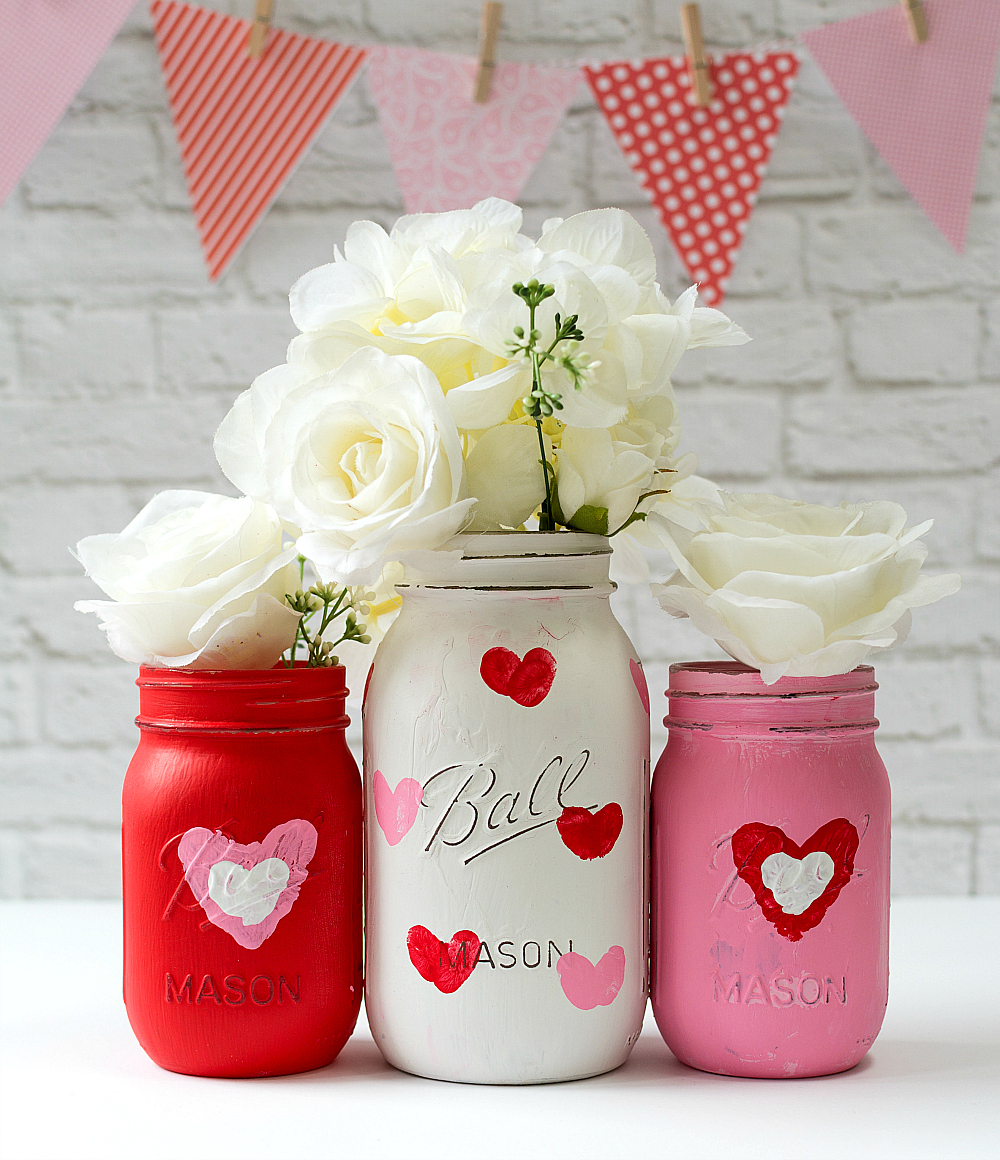 Mason Jar Craft Ideas: Thumbprint Heart Valentine Day Vase Gift Idea