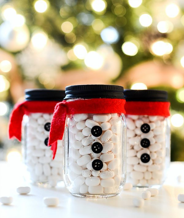 Snowman Mason Jar Stocking Stuffers in Mini Mason Jars
