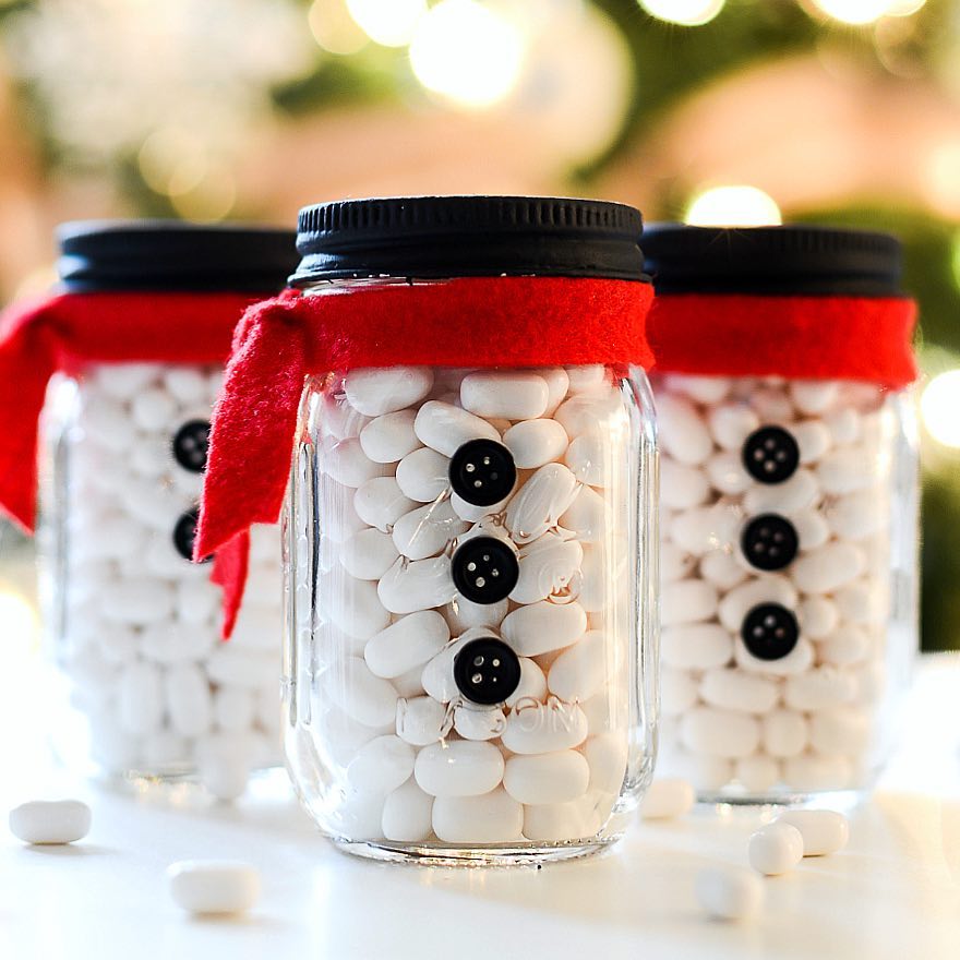 Snowman Mason Jar Stocking stuffers with Mini Mason Jars