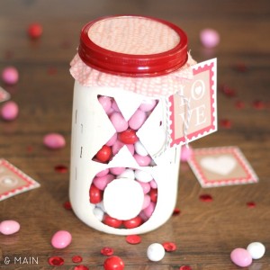 Mason Jar Craft Idea for Valentine's Day