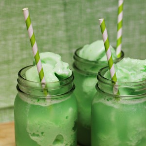 Mason Jar Recipe Ideas - Lime Sherbert for St Patrick's Day