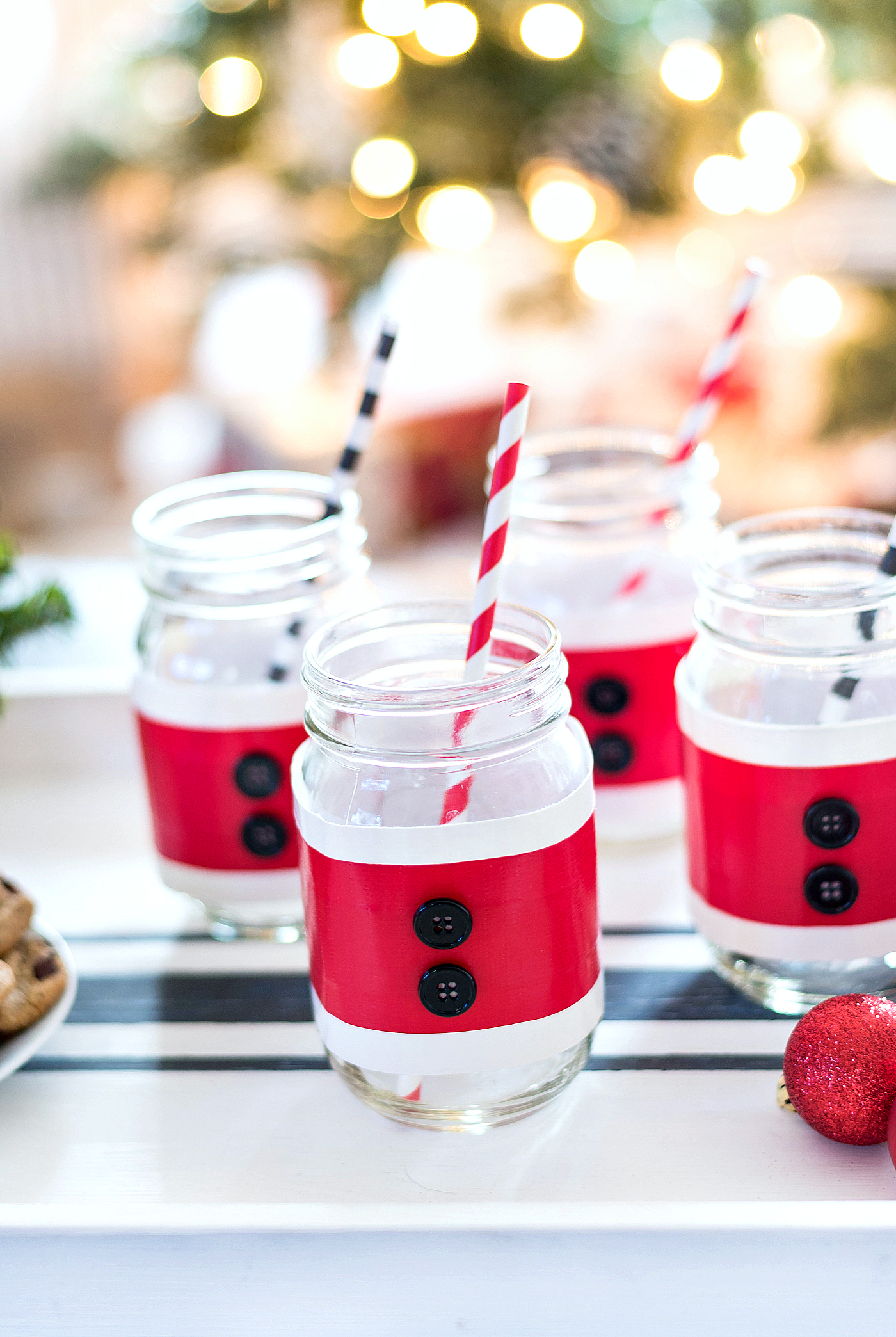 DIY Santa themed Christmas party drinking glass idea