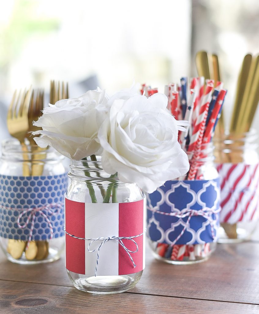 Red White Blue Mason Jar with Scrapbook Paper - Mason Jar Crafts Love