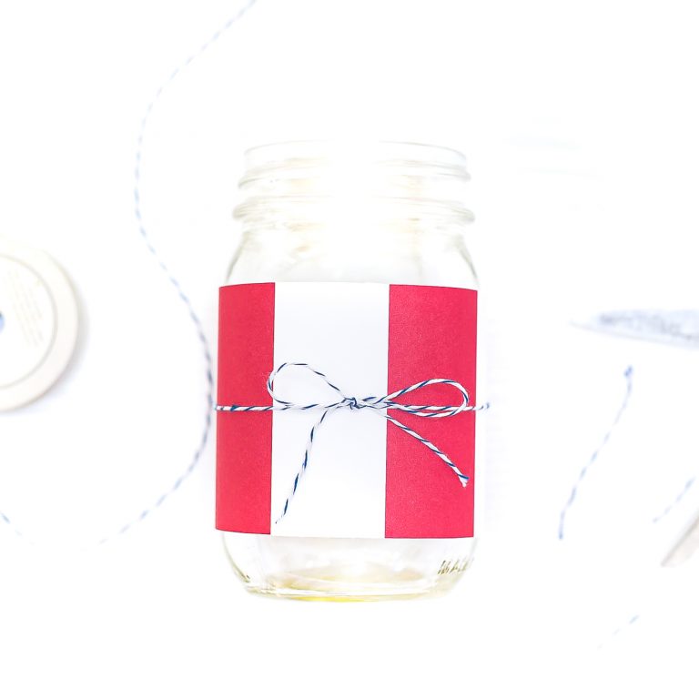 Red White Blue Mason Jar with Scrapbook Paper - Mason Jar Crafts Love
