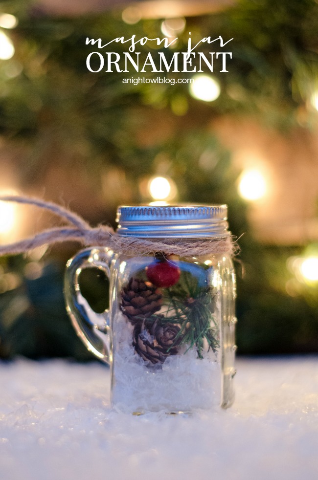 Mini Mason Jar Mug Ornament. Mason Jar Christmas Ornament Craft Ideas. DIY Mason Jar Ornaments - Christmas Crafts with Mason Jars - Homemade Ornament Craft Ideas. Mini Mason Jar Ornaments tutorial. Mason Jar Lid Ornaments. Mason Jar Lid Mini Wreath Ornaments.