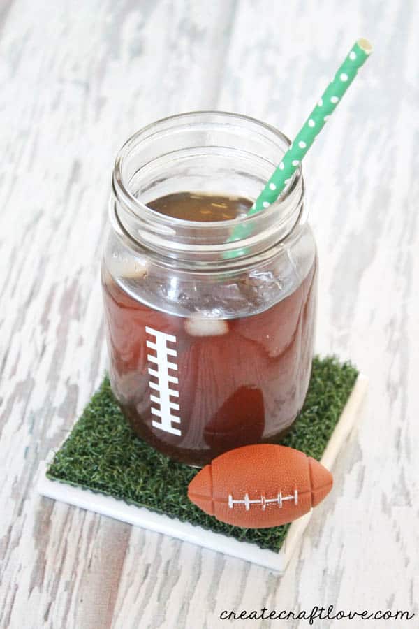 Astro Turf Coaster for Mason Jar Football Drink Jar. Football Mason Jar Crafts & Party Ideas. Football Party with Mason Jars. Mason Jar Football Centerpiece. Mason jar football drink cups. Mason jar football utensil holder.