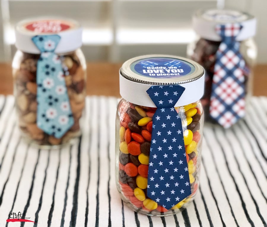 Paper Tie on Mason Jar Craft. Candy Jar for Dad for Father's Day. Father's Day Gift Ideas in Mason Jars. Homemade Father's Day Crafts.  Kid's Crafts for Father's Day. Easy Father's Day Crafts with Mason Jars. Mason Jar Crafts. Mason Jar Kid's Crafts.