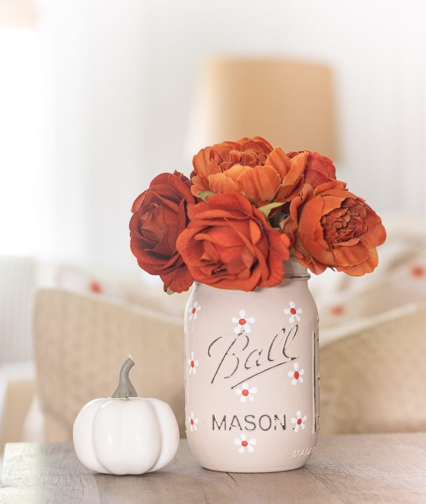 Fall Flowers Painted on Mason Jars. Mason Jar Crafts for Fall. 30+ Craft Idea for Autumn. Crafts for Fall with Mason Jars. Mason Jar Autumn Crafts. Painted Mason Jars for Fall. Mason Jar Votives for Fall. Pumpkin Mason Jar Crafts for Fall.