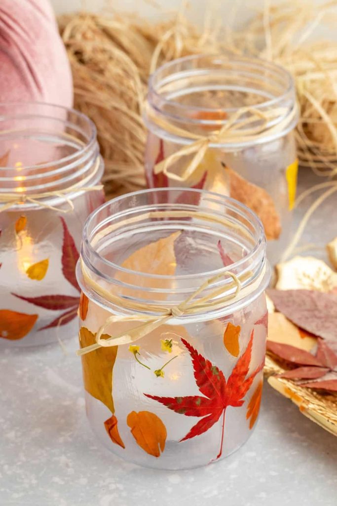 Decoupage Leaf Mason Jar Votive for Fall. Mason Jar Crafts for Fall. 30+ Craft Idea for Autumn. Crafts for Fall with Mason Jars. Mason Jar Autumn Crafts. Painted Mason Jars for Fall. Mason Jar Votives for Fall. Pumpkin Mason Jar Crafts for Fall.